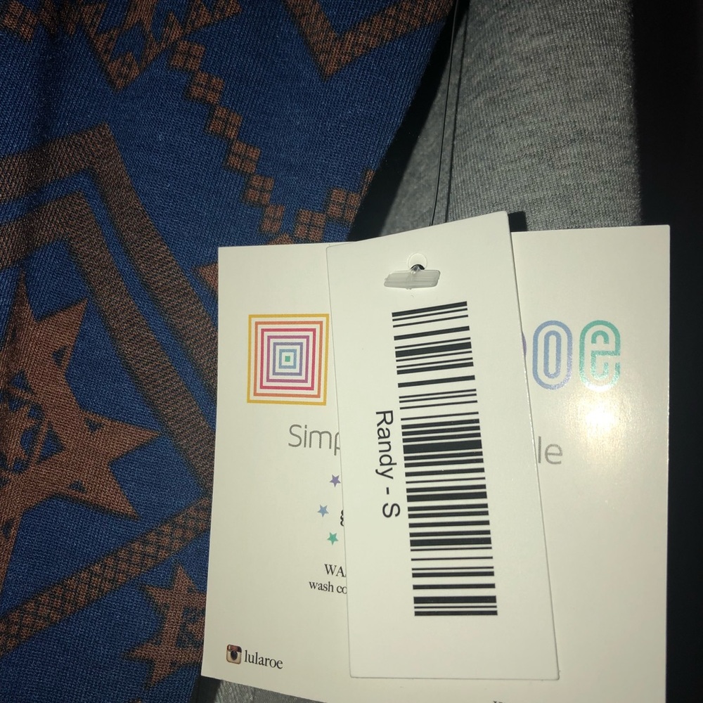 Lularoe Randy Tee - Picture 3 of 3